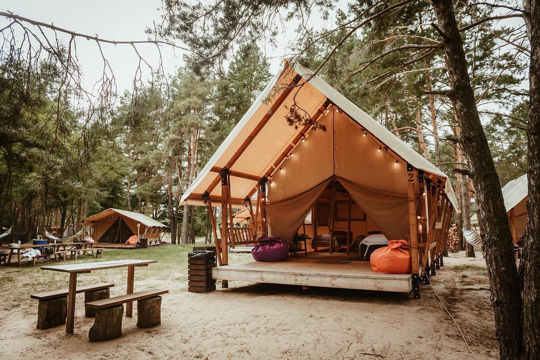 Глемпінг «Glamp Camp»